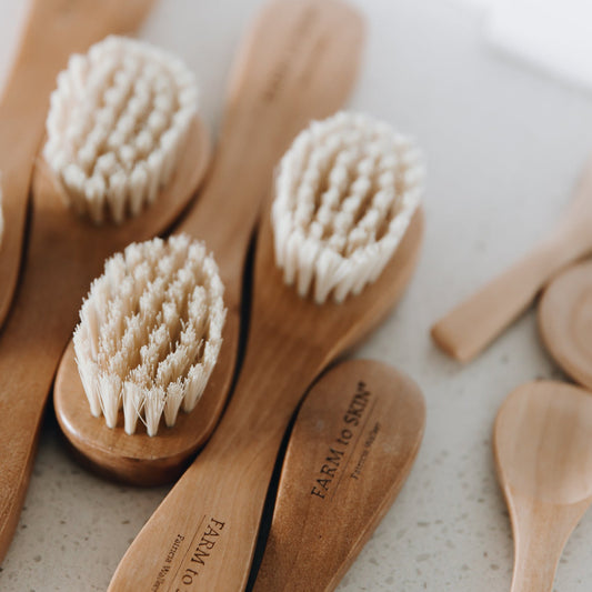 Facial Dry Brush